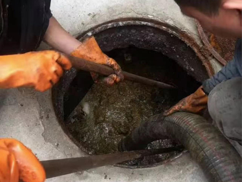王场镇化油池、化粪池清理要做哪些安全措施？